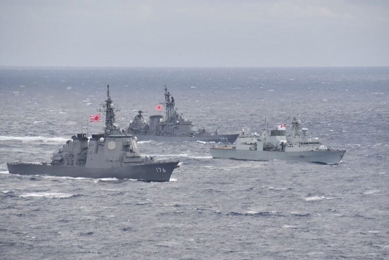 Canadian And Japanese Vessels Participate In Kaedex 19