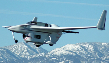Long E-Z aircraft on its historic 2008 flight