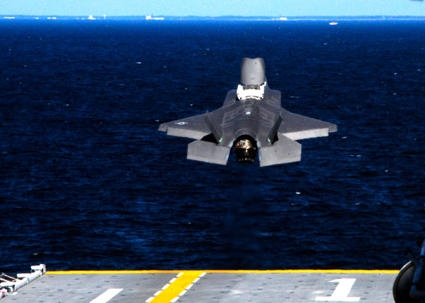 F-35B takes off from the USS Wasp