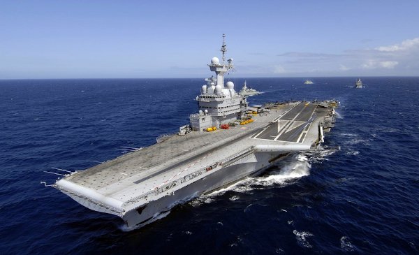 French Navy nuclear-powered aircraft carrier, Charles de Gaulle